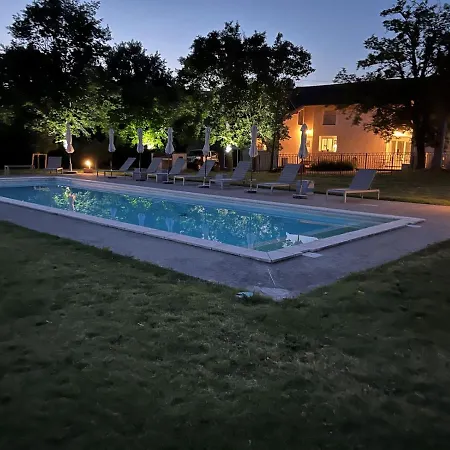 Ferme Binel A Ronsac Holiday home